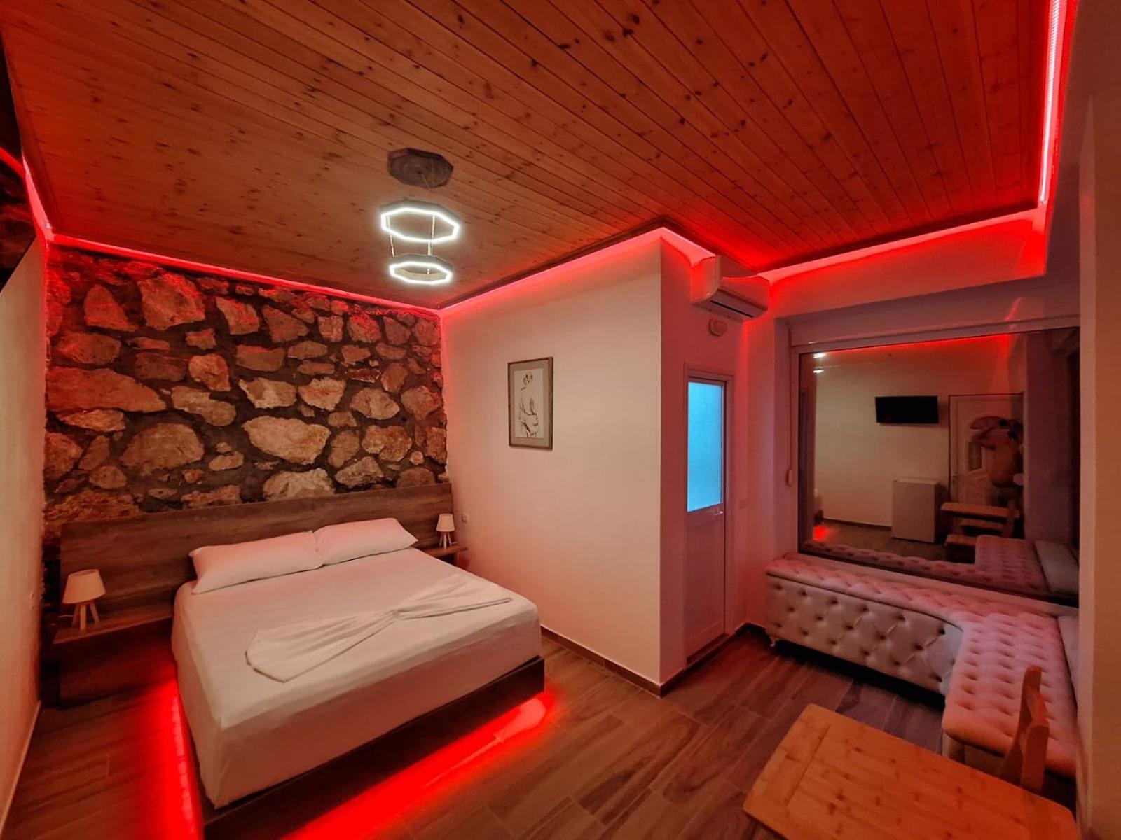 Flower Hill Vlorë Esterno foto